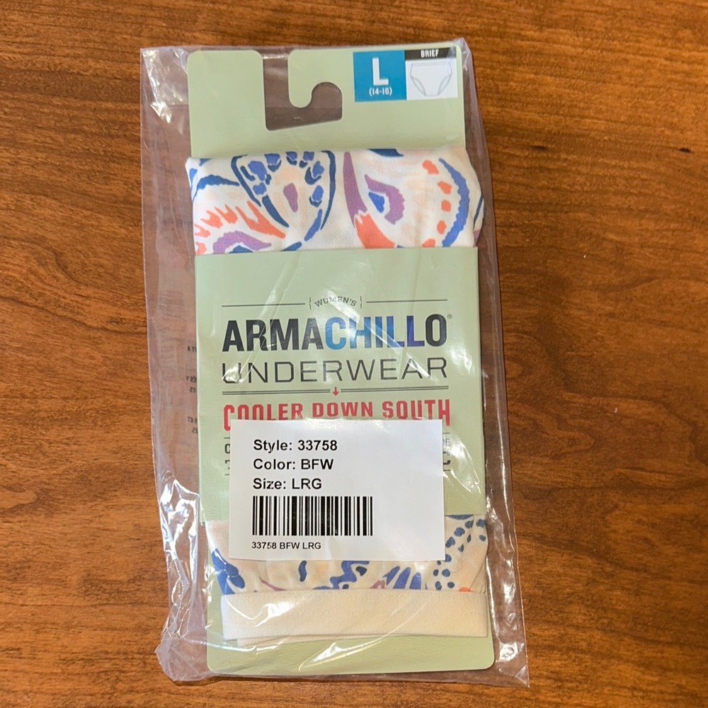 Deluth Trading women’s Armachillo Briefs - Blue & Coral Paisley Print NWT
